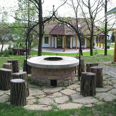 Zoeldvar Villa Bogacs Exterior photo